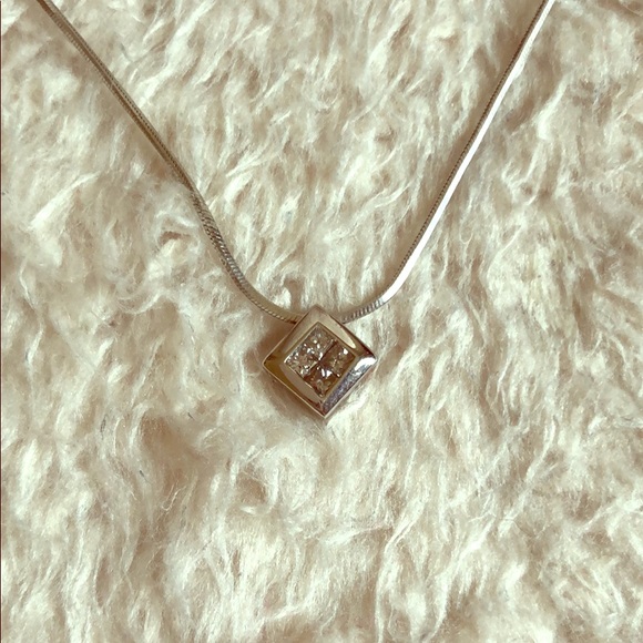 Jewelry - WhiteGold Diamond Necklace